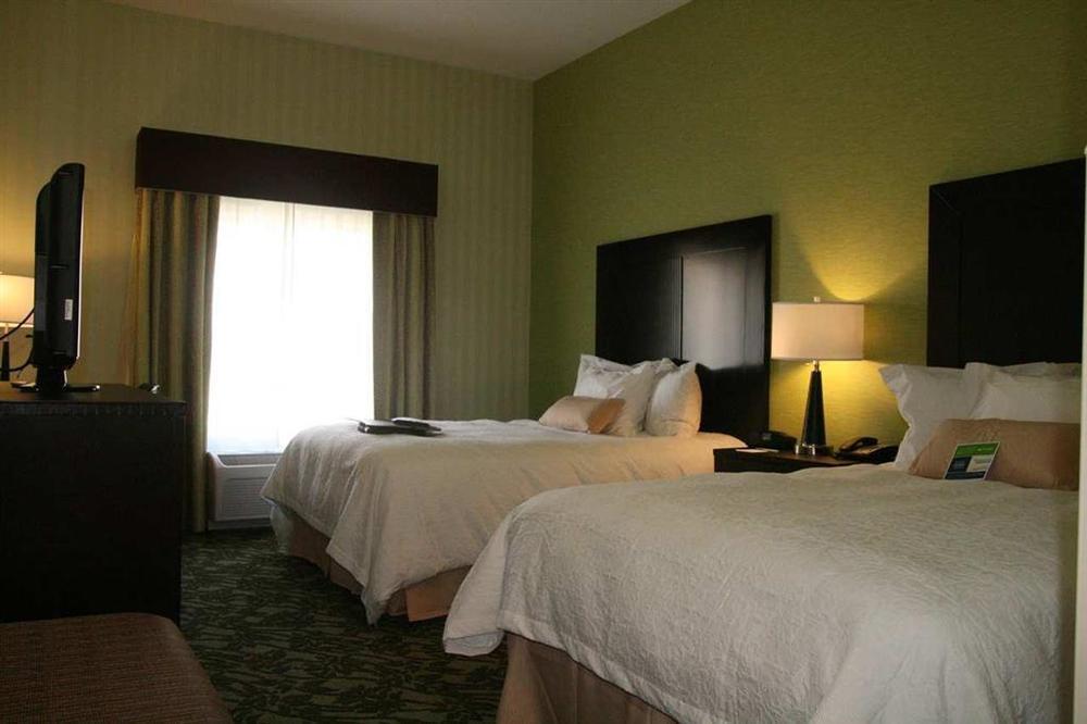 Hampton Inn Detroit Roseville Clinton Township Bilik gambar